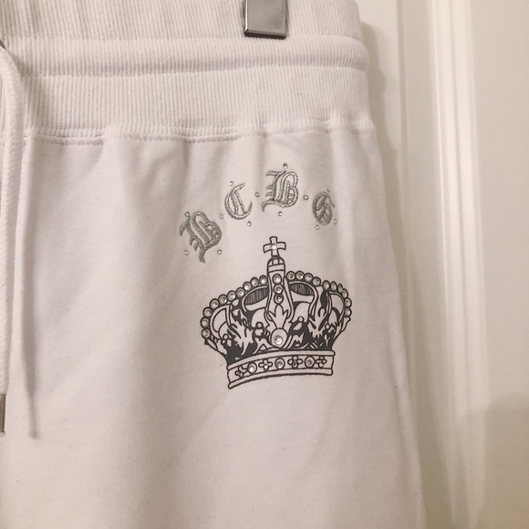 ⭐️Buy 1 get 1 FREE⭐️ BCBG White wide leg pants - Picture 2 of 4